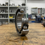 Produktový záběr - SKF 6002 TN9/C3 Jednořadé kuličkové ložisko