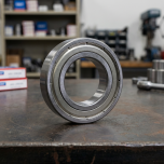 Produktový záběr - SKF 6002-2ZNRJEM Jednořadé kuličkové ložisko