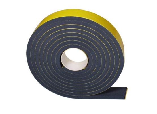 Pryžový profil EPDM mikroporézní samolepicí - 50 x 5 mm tažený