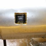 SKF umístěn na stroji