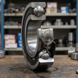 Produktový záběr - SKF 6202-2RSH/C4 Jednořadé kuličkové ložisko